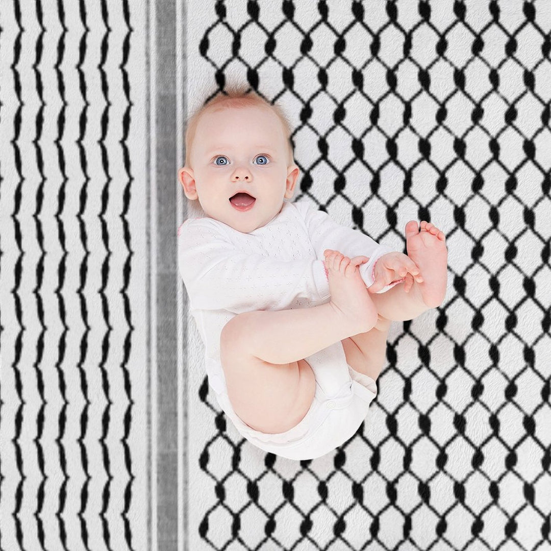 Palestinian Hatta Kufiya Folk Pattern #2-Black, Palestine Arabic Traditional Keffiyeh Design Easy Care Throw Blanket