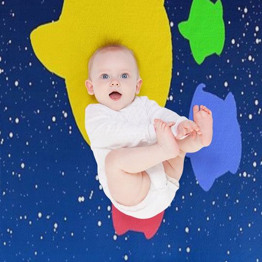 Lumas (Yellow, Red, Blue, Green) Machine-washable Throw Blanket