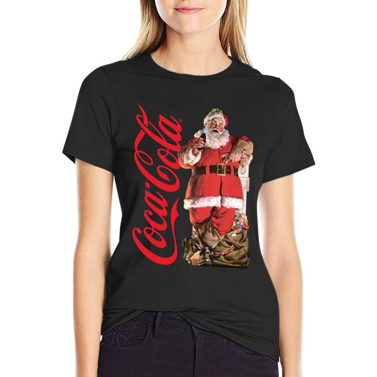 Coca-Cola - Vintage Santa With Presents  Rolled Sleeves T-Shirt