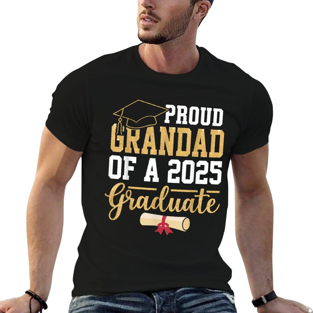 Proud Grandad of A 2025 Graduate Senior Class of 2025 Grad  Trendy Pattern T-Shirt