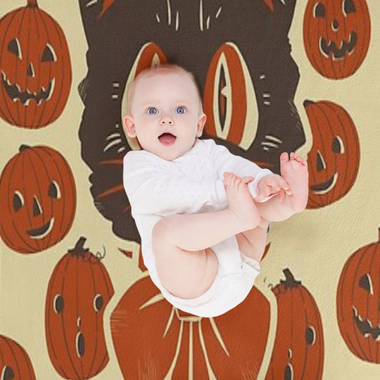 Vintage Inspired Halloween Scaredy Cat Quick-dry Throw Blanket