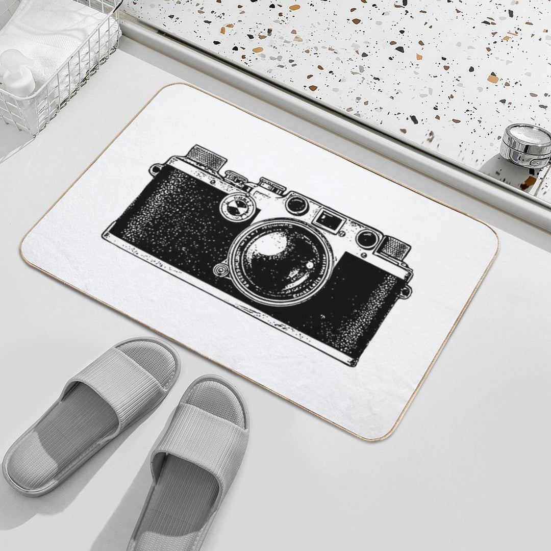 Old Camera  Fade-Resistant Bath Mat