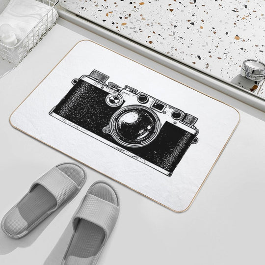 Old Camera  Fade-Resistant Bath Mat