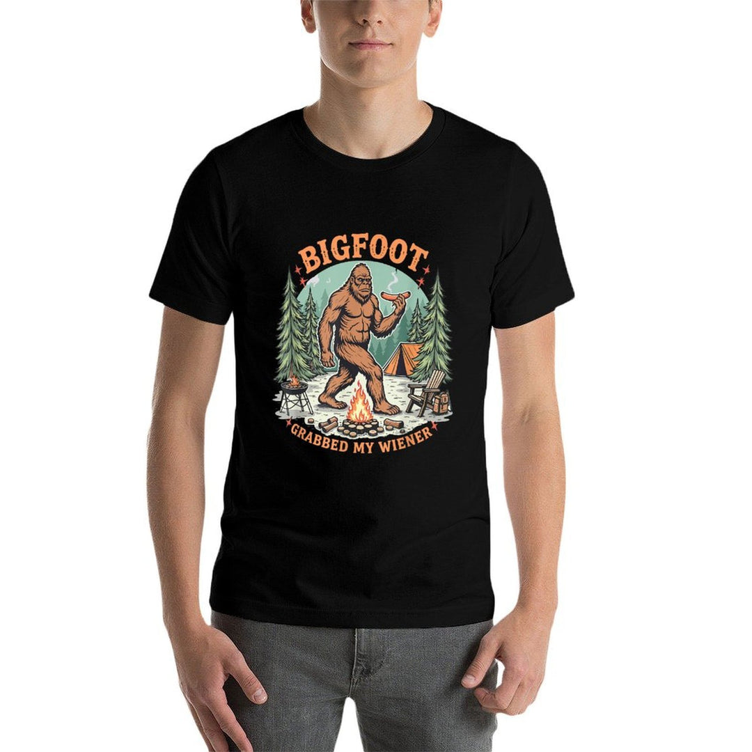 Funny Bigfoot Meme Sasquatch Men Bigfoot Grabbed My Wiener  Cotton T-Shirt