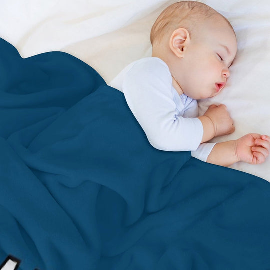 Macalester College - Serif Font Curved Velvety-soft Throw Blanket