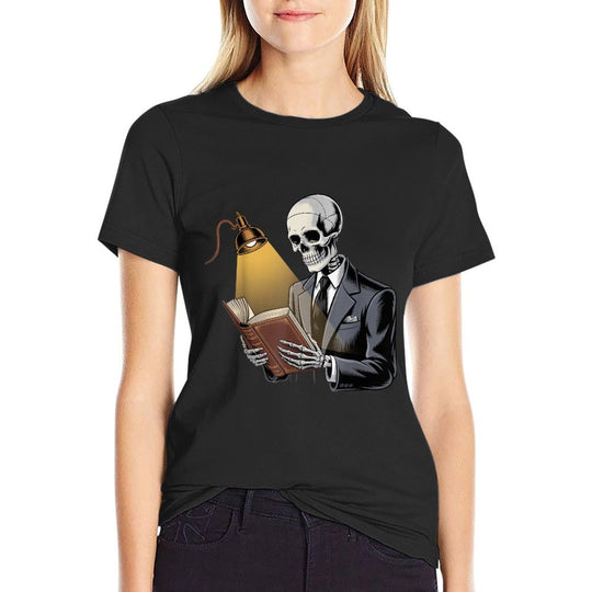 Skull Reader Skeleton Reading Memes Read Return Repeat Sign  Versatile T-Shirt