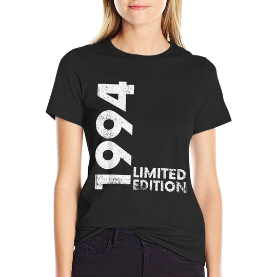 Vintage 1994 Funny 30 Years Old Men Women 30th Birthday  Trendy Pattern T-Shirt
