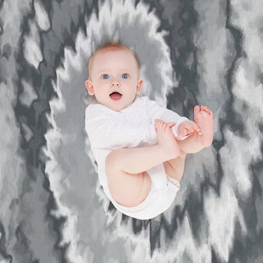 Colorful Swirl in Grey & White Shade Pattern 117 Machine-washable Throw Blanket