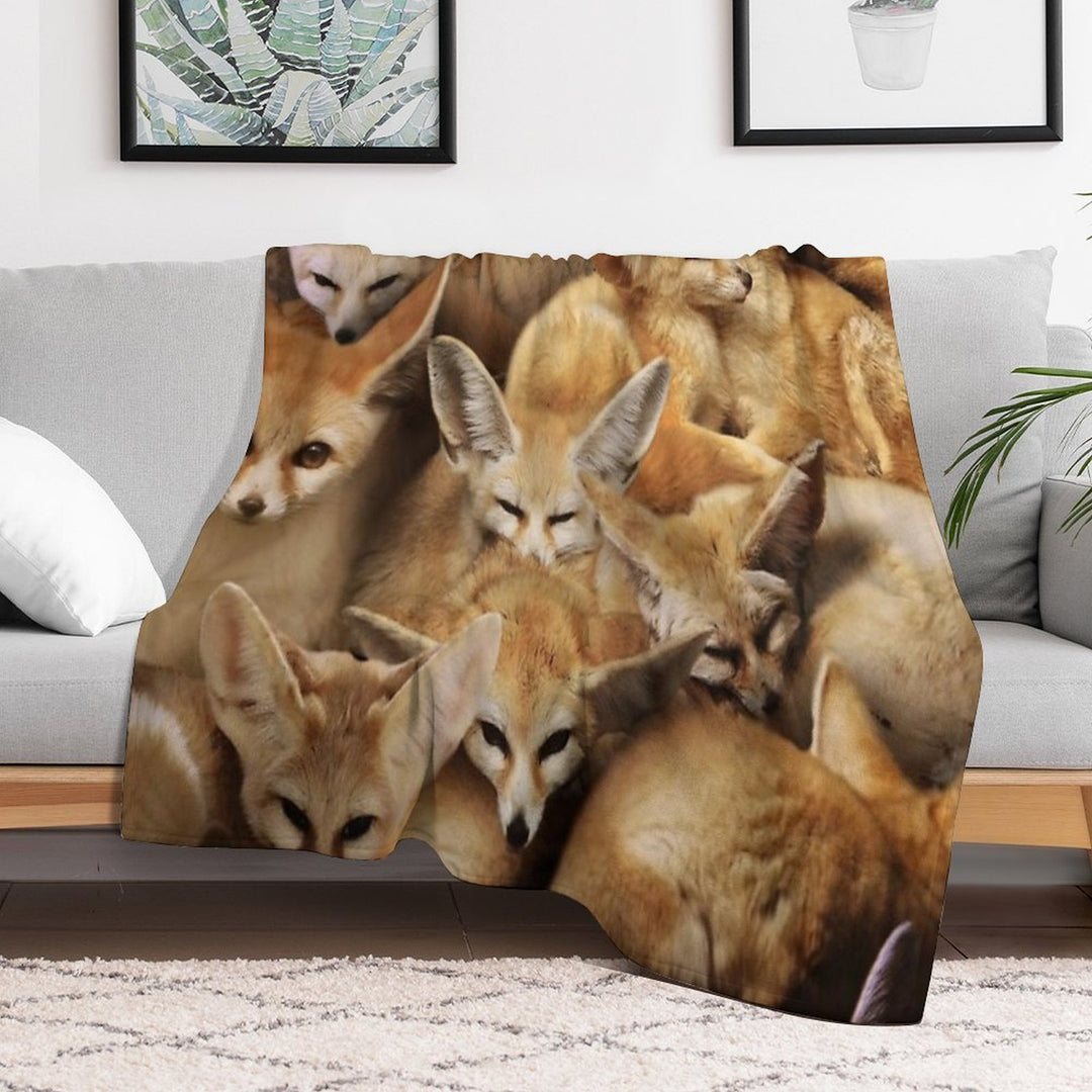 Fennecs Quick-dry Throw Blanket