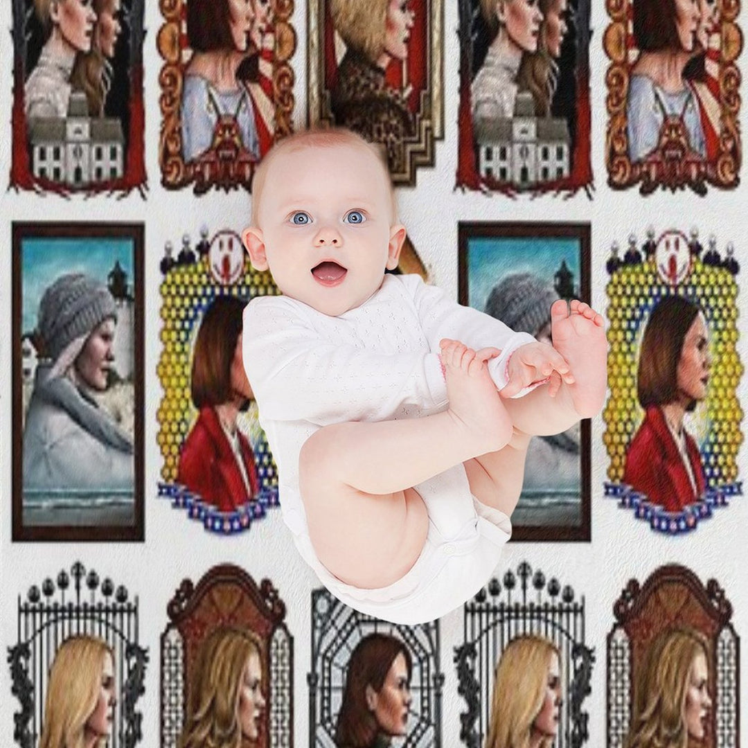 The Queen of Horror Story Multi-functional Throw Blanket