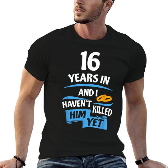 16 Years Anniversary Gift Idea for Her - 16th Wedding  Lightweight T-Shirt