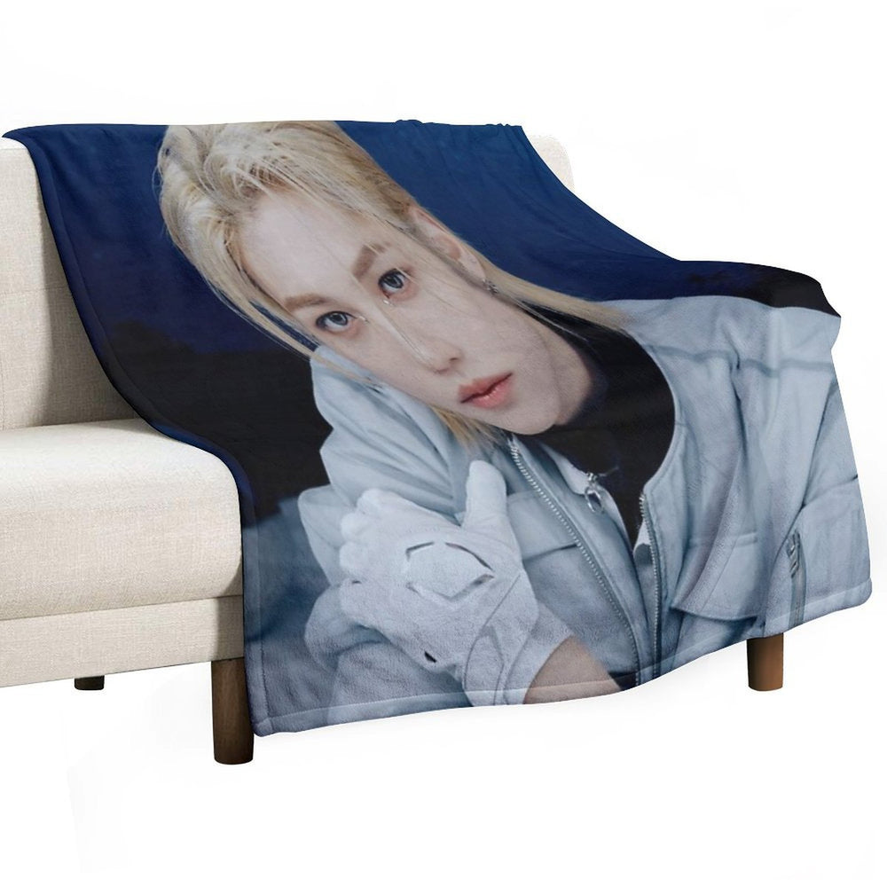 STRAY KIDS FELIX All-season Throw Blanket