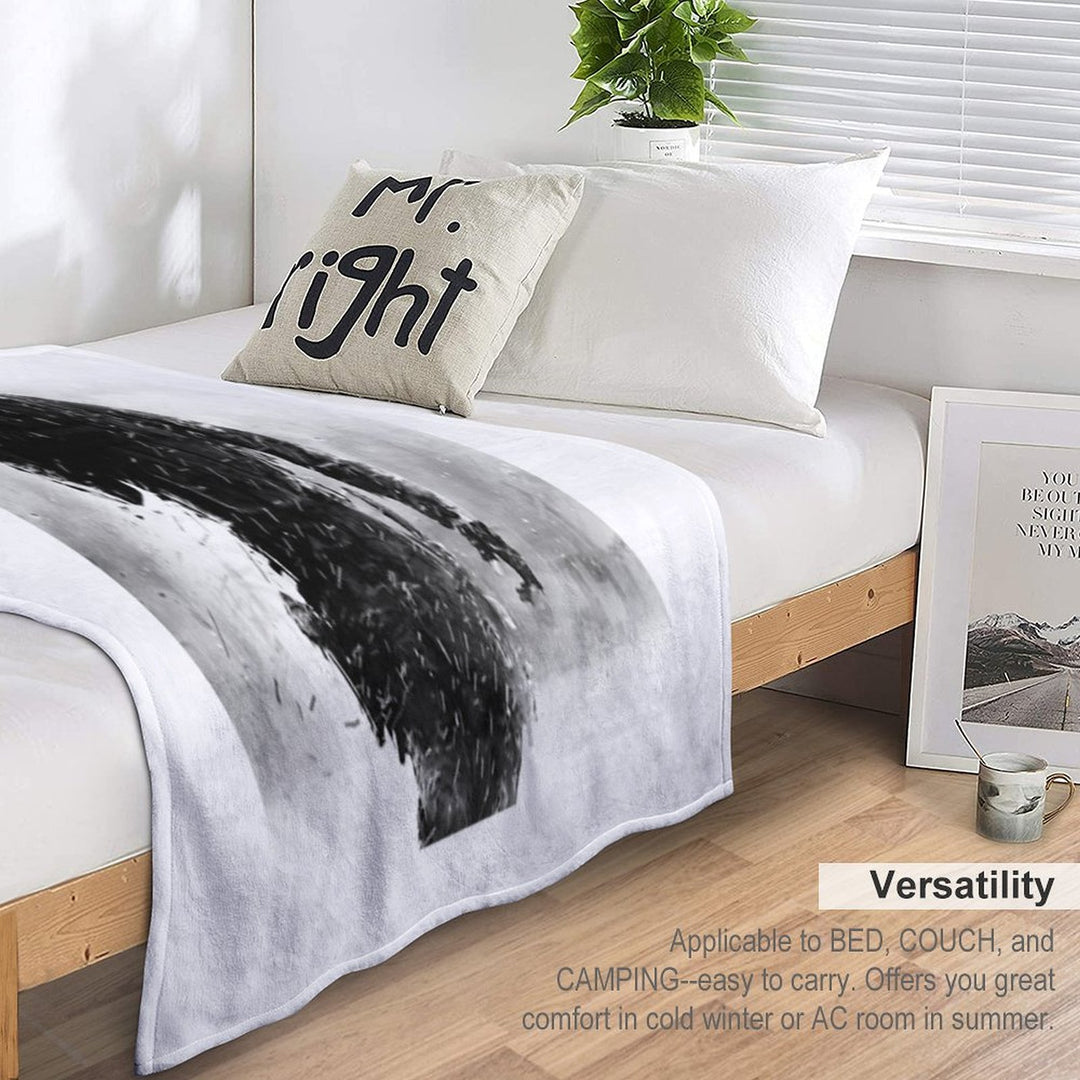 MW2 - Soldier Game Lightweight Throw Blanket