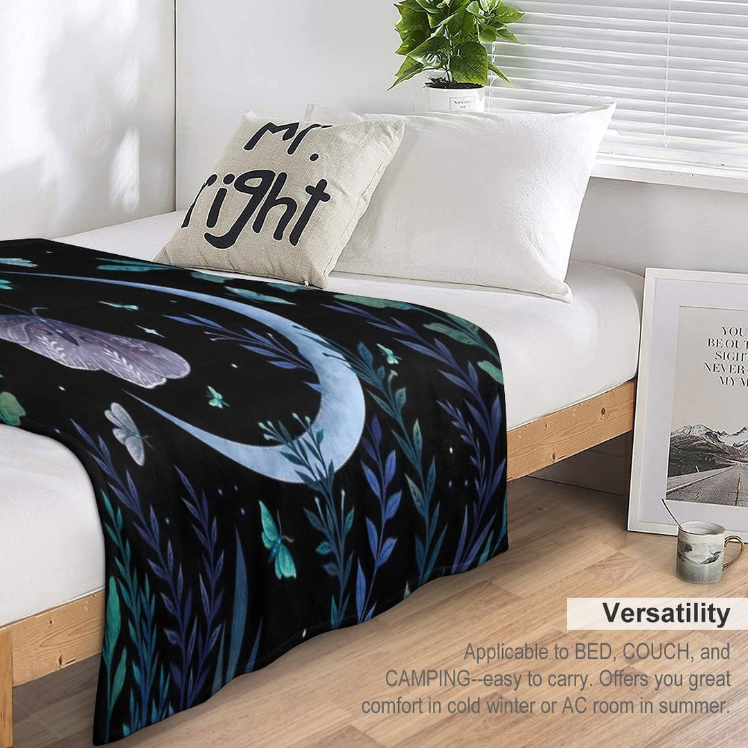 Moth Garden Quick-dry Throw Blanket
