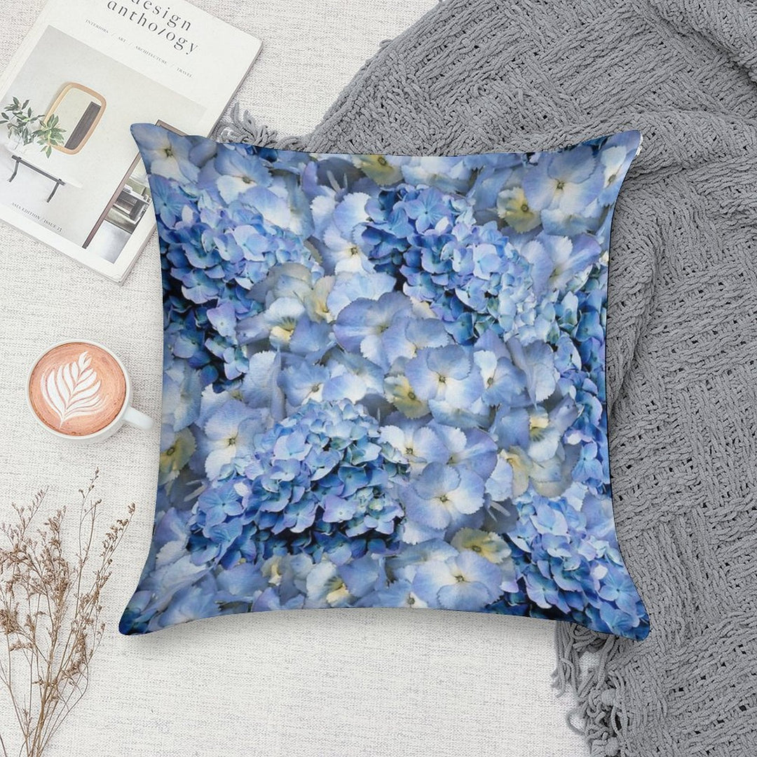 Blue Hydrangea - Floral Art Soft Reinforced Edging Throw Pillow