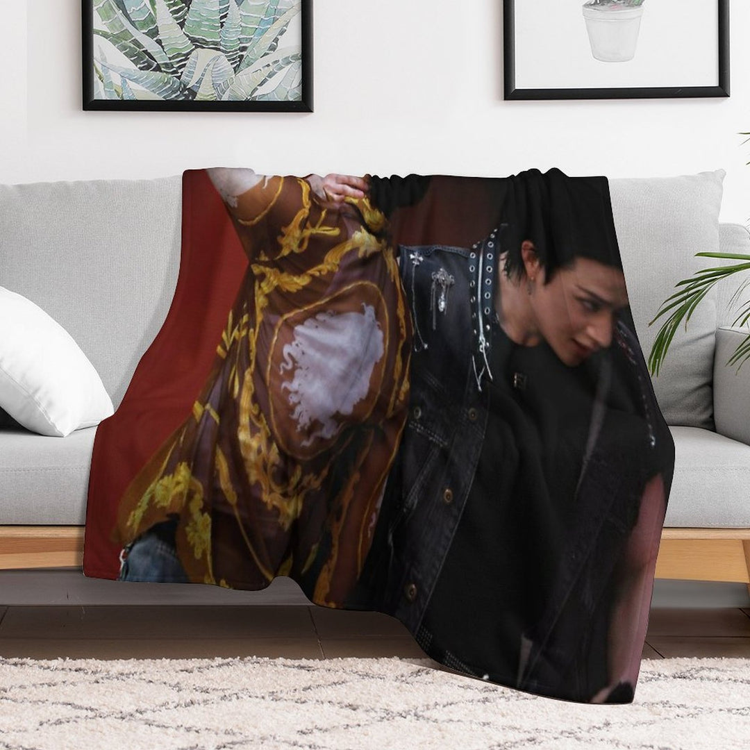 Chan And Hyunjin- Escape Machine-washable Throw Blanket