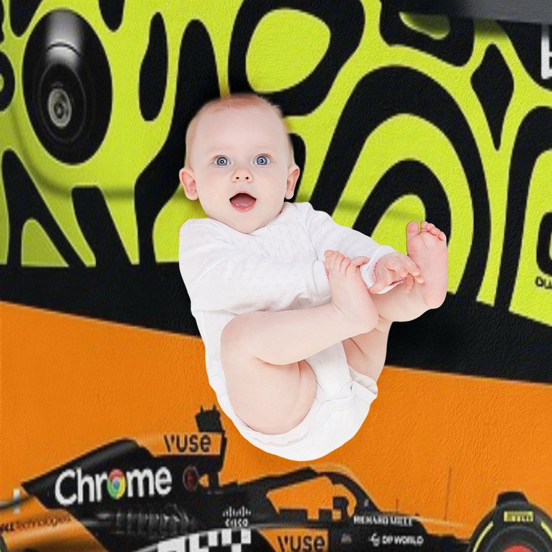 Lando Norris - McLaren MCL38 Quick-dry Throw Blanket