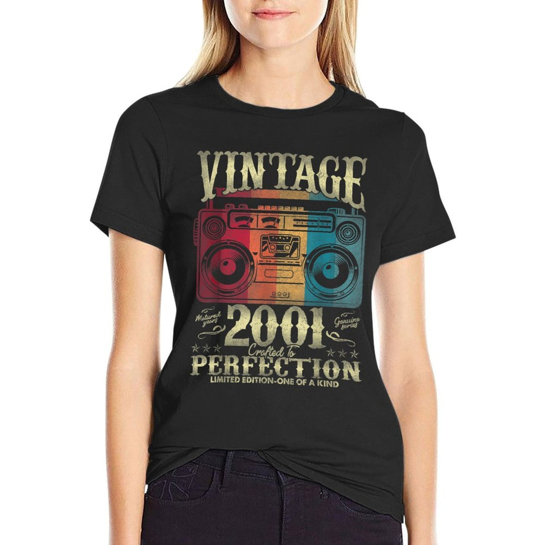 Vintage 2001 Limited Edition 2001 21 Years Old 21st Birthday  Versatile T-Shirt