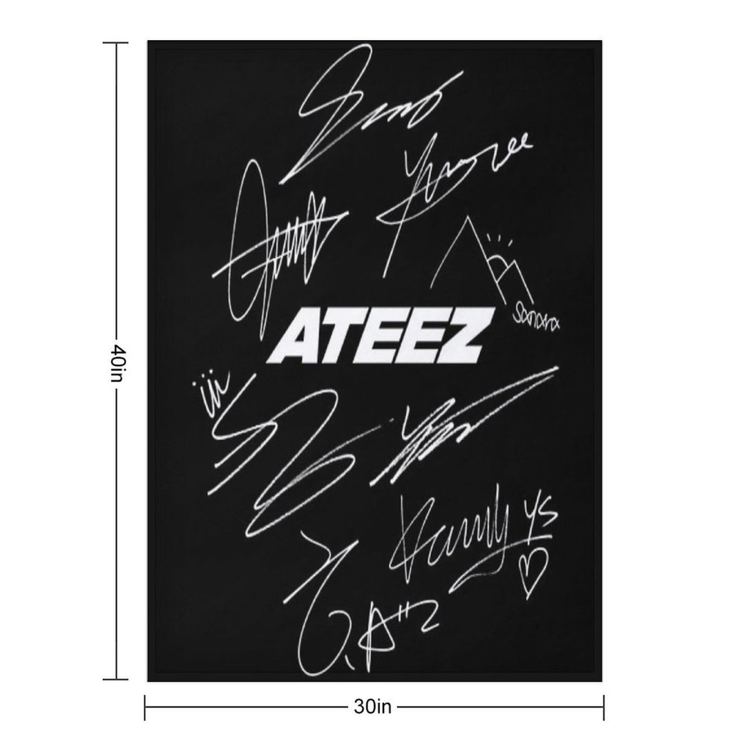 ATEEZ - Logo + Autographs (black) Travel-friendly Throw Blanket