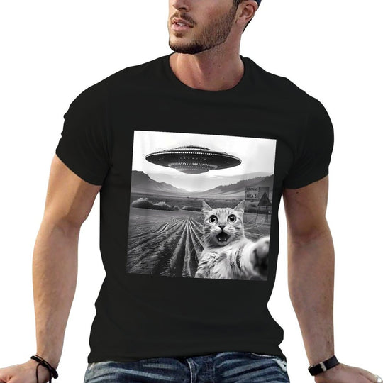 Funny Area 51 UFO Cat Selfie with Alien Cat UFOs Meme Weird  Rolled Sleeves T-Shirt