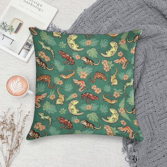Gecko Family in Green Soft Style Accent Throw Pillow