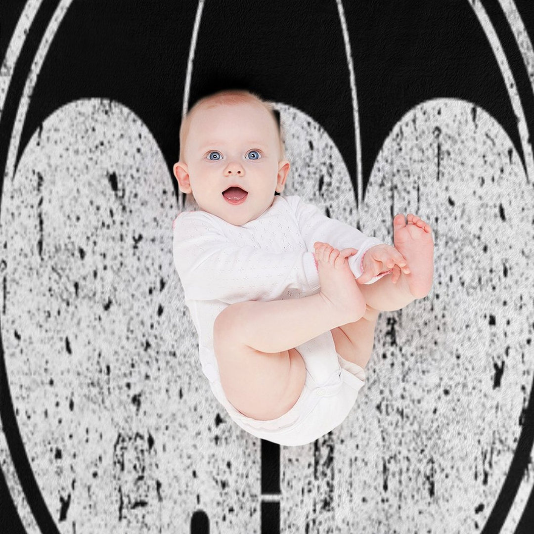 Umbrella Academy Symbol Travel-friendly Throw Blanket