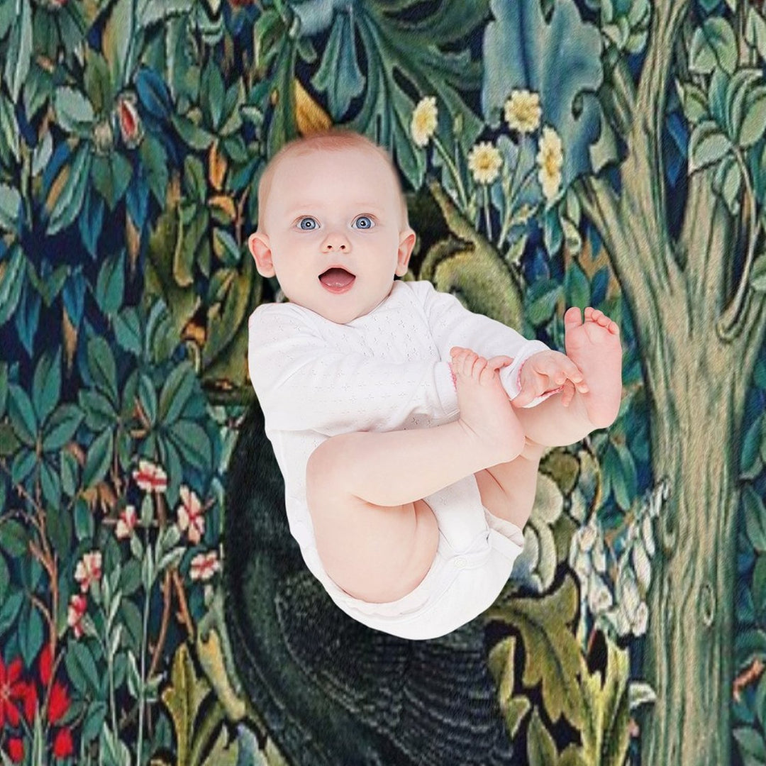 GREENERY, FOREST ANIMALS ,RAVEN ON ACANTHUS LEAVES Blue Green Floral Comfort Throw Blanket