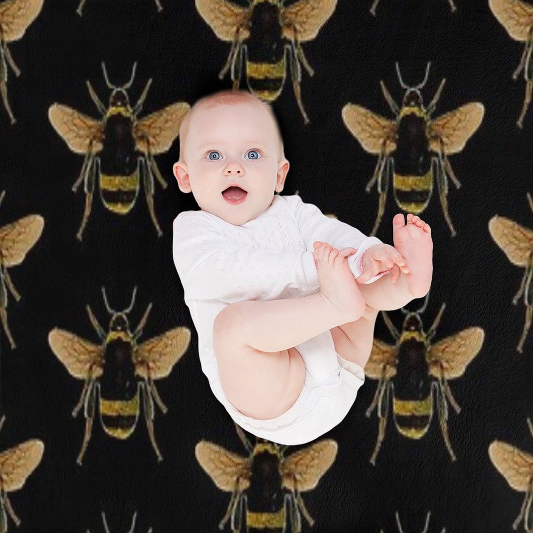 Bumble Bee Velvety-soft Throw Blanket