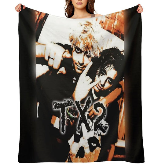 TX2 Sustainable Throw Blanket