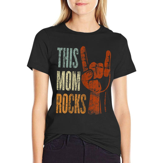 This Mom Rocks Rock N Roll Metal Gift for Mother  Oversized Silhouette T-Shirt