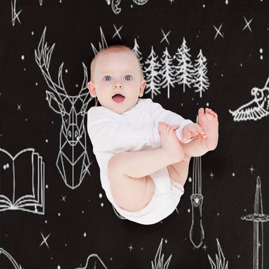 Throne of Glass Pattern Travel-friendly Throw Blanket