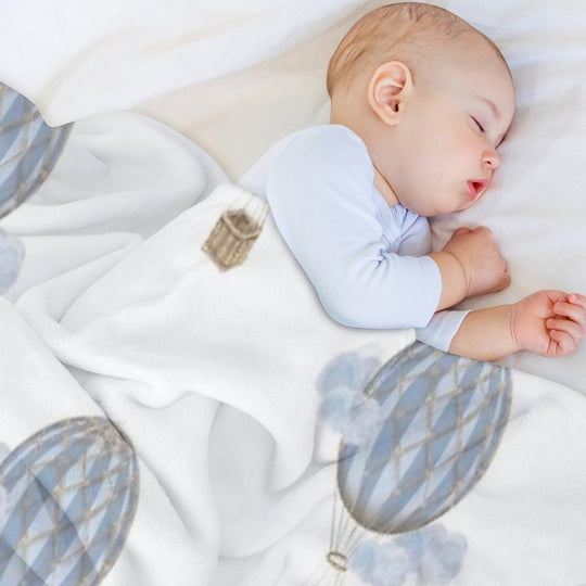 Blue Vintage Hot Air Balloon Shrink-resistant Throw Blanket