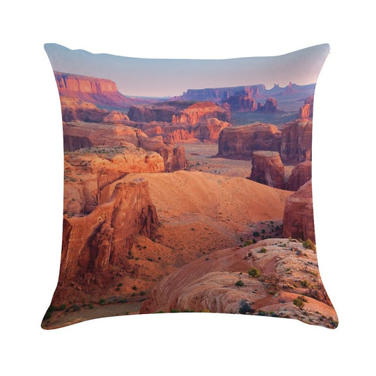 Hunt's Mesa Soft Anti-Pilling Throw Pillow