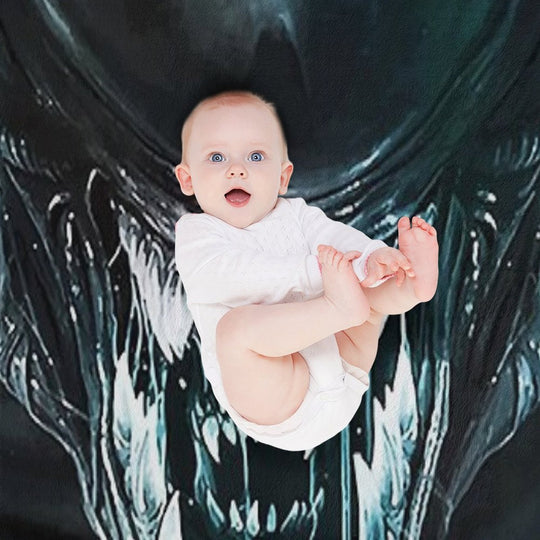 Xenomorph Alien Versatility Throw Blanket