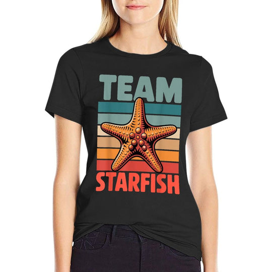 Funny Starfish Art for Men Women Boys Girls Starfish Lover  Oversized Silhouette T-Shirt