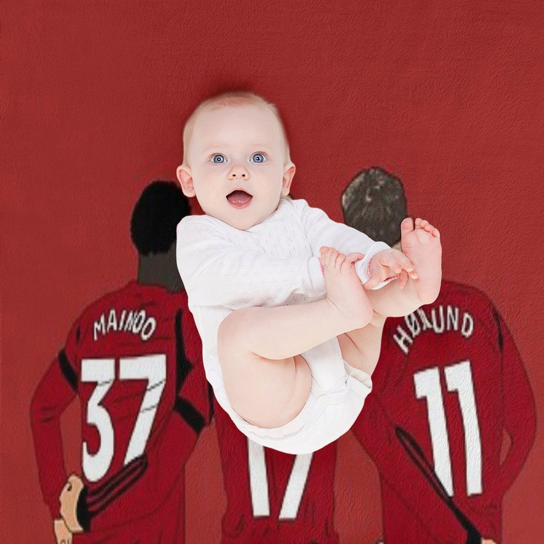 Kobbie Mainoo Alejandro Garnacho Rasmus Hojlund United Youth Trinity Minimalist Gift-ready Throw Blanket