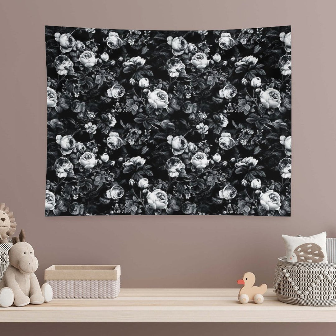 Roses Black And White Tapestry