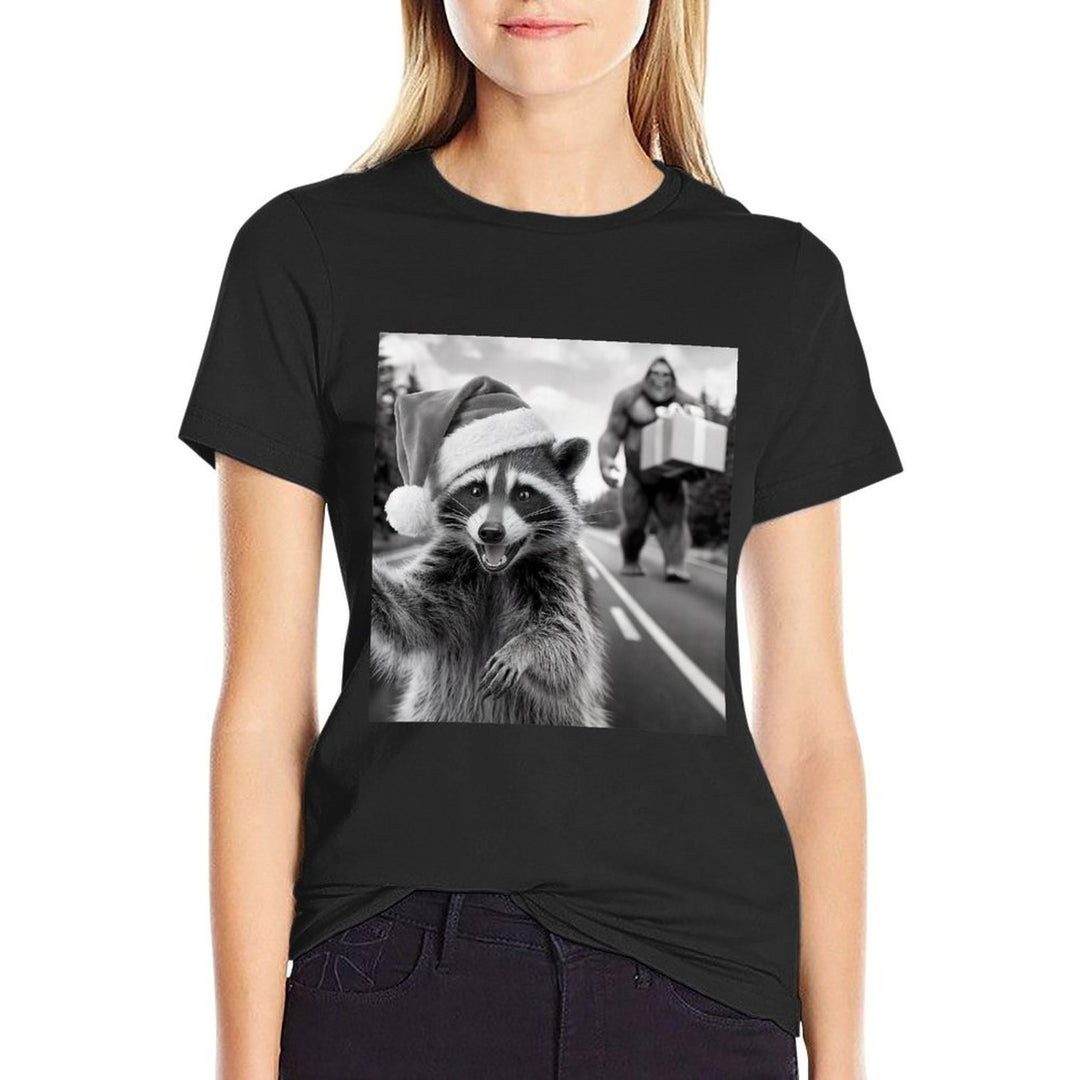 Funny Christmas Raccoon Raccoon Selfie With Bigfoot  Ribbed Collar T-Shirt