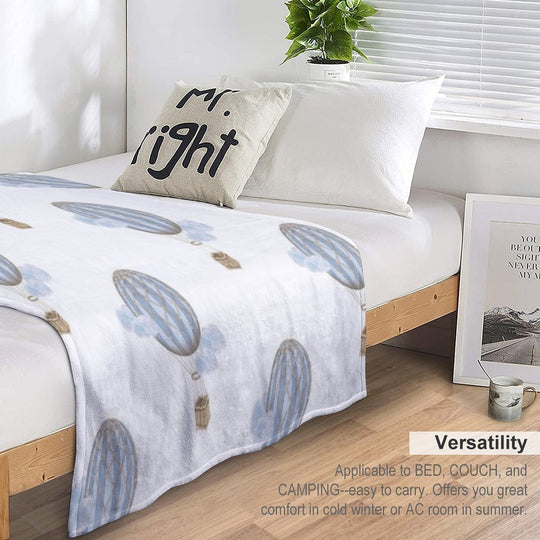 Blue Vintage Hot Air Balloon Shrink-resistant Throw Blanket