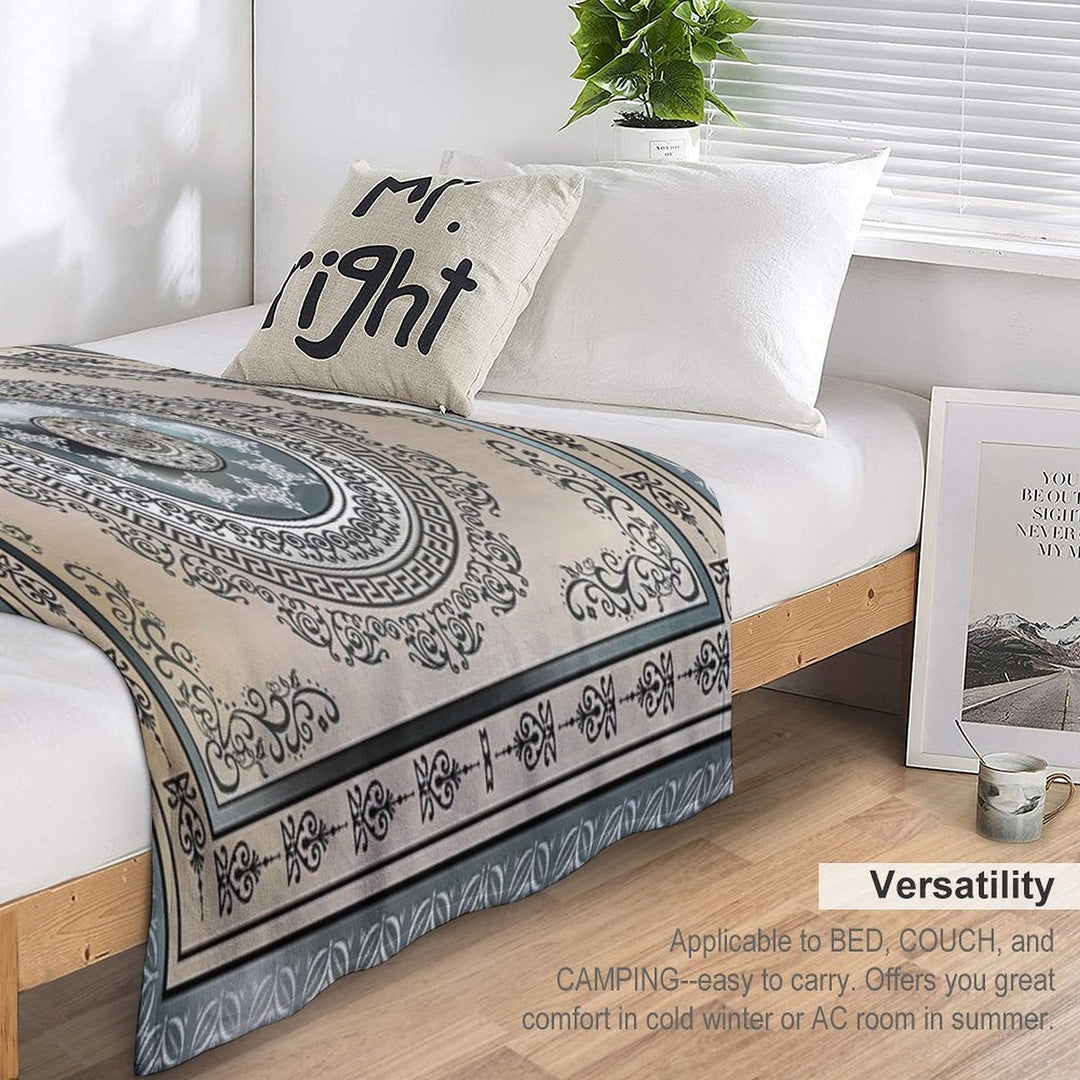 Ornate Greek Key Meander Green And Cream Medallion Machine-washable Throw Blanket