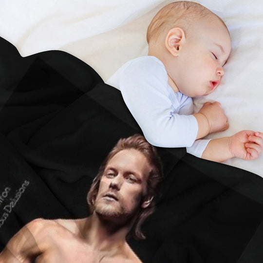Sam Heughan Machine-washable Throw Blanket