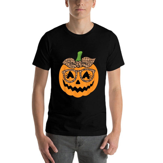 Cute Pumpkin Leopard Glasses And Bandana Halloween Costume  Soft T-Shirt
