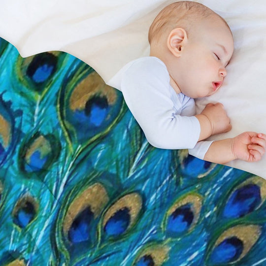 Beautiful Painted Peacock in Its Full Glory All-season Throw Blanket