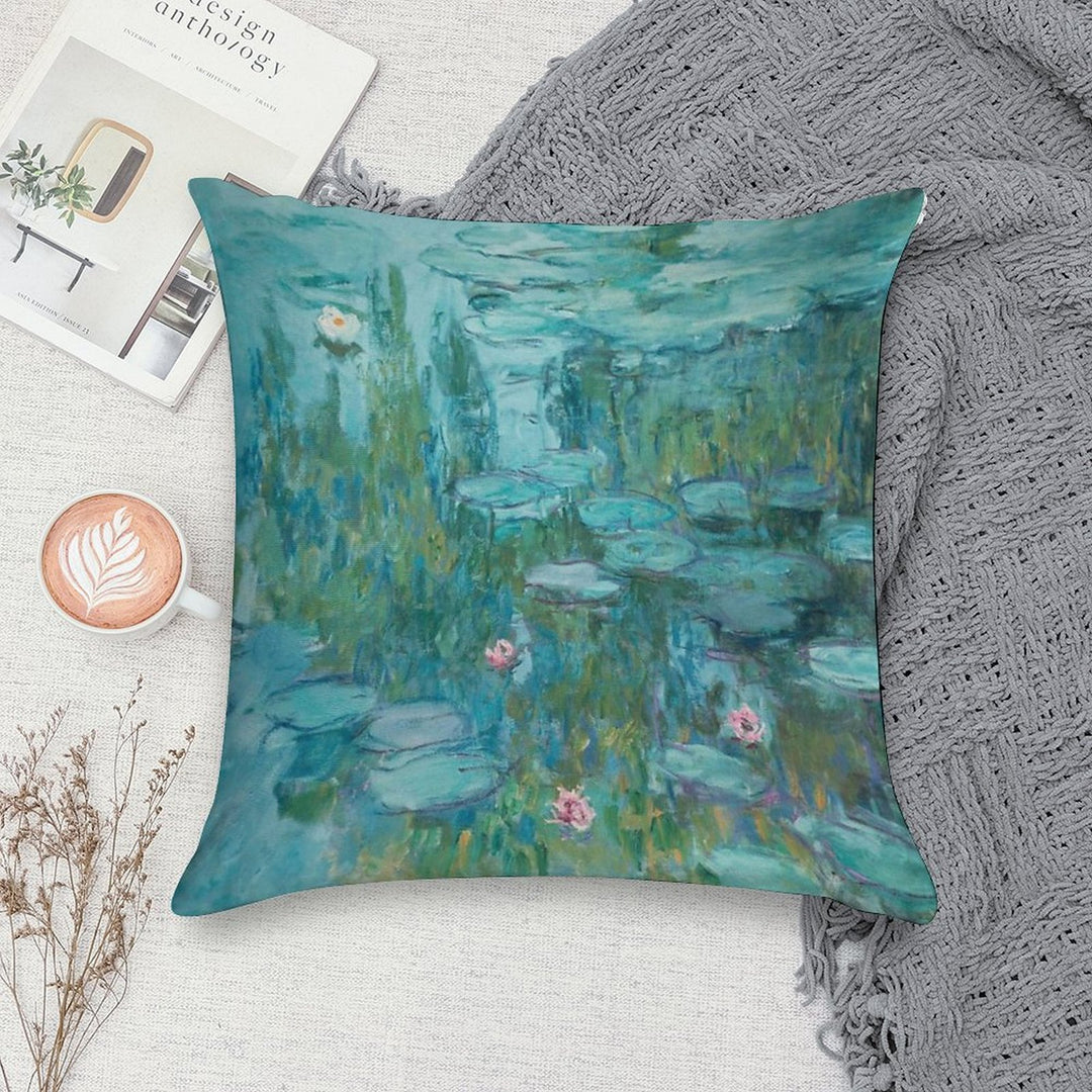 Water Lilies by Monet, 1915 Soft Reinforced Edging Throw Pillow