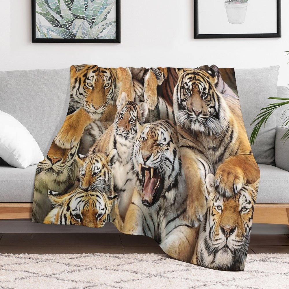 Tigers Travel-friendly Throw Blanket