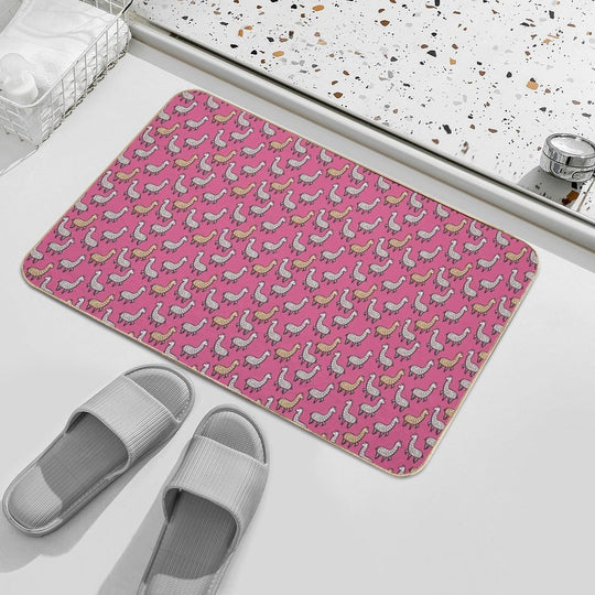 Me Llamo Llama Durable Bath Mat