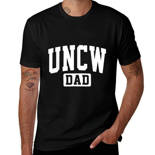 UNCW Arch Vintage Retro College Dad Father Arch Vintage  Quick-drying T-Shirt