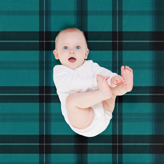 Tartan Pattern Travel-friendly Throw Blanket