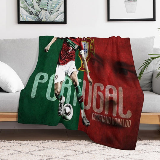 Art Cristiano Ronaldo Wrinkle-free Throw Blanket