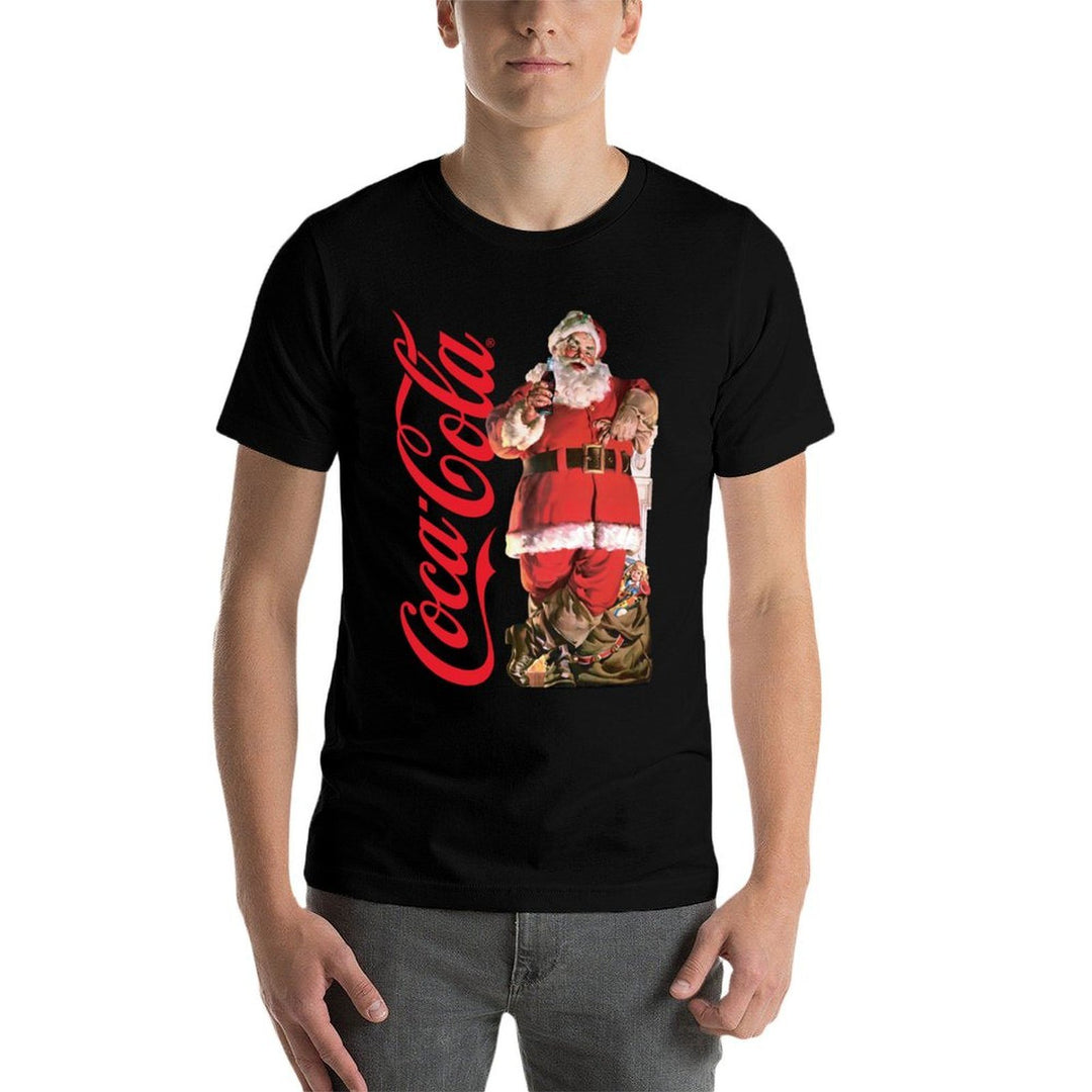 Coca-Cola - Vintage Santa With Presents  Rolled Sleeves T-Shirt